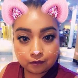 Meet your Posher, Carmen